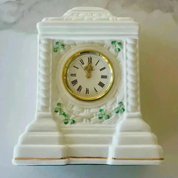 VINTAGE Belleek Cashel Clock #0090 *NEVER USED* - Picture 1 of 9